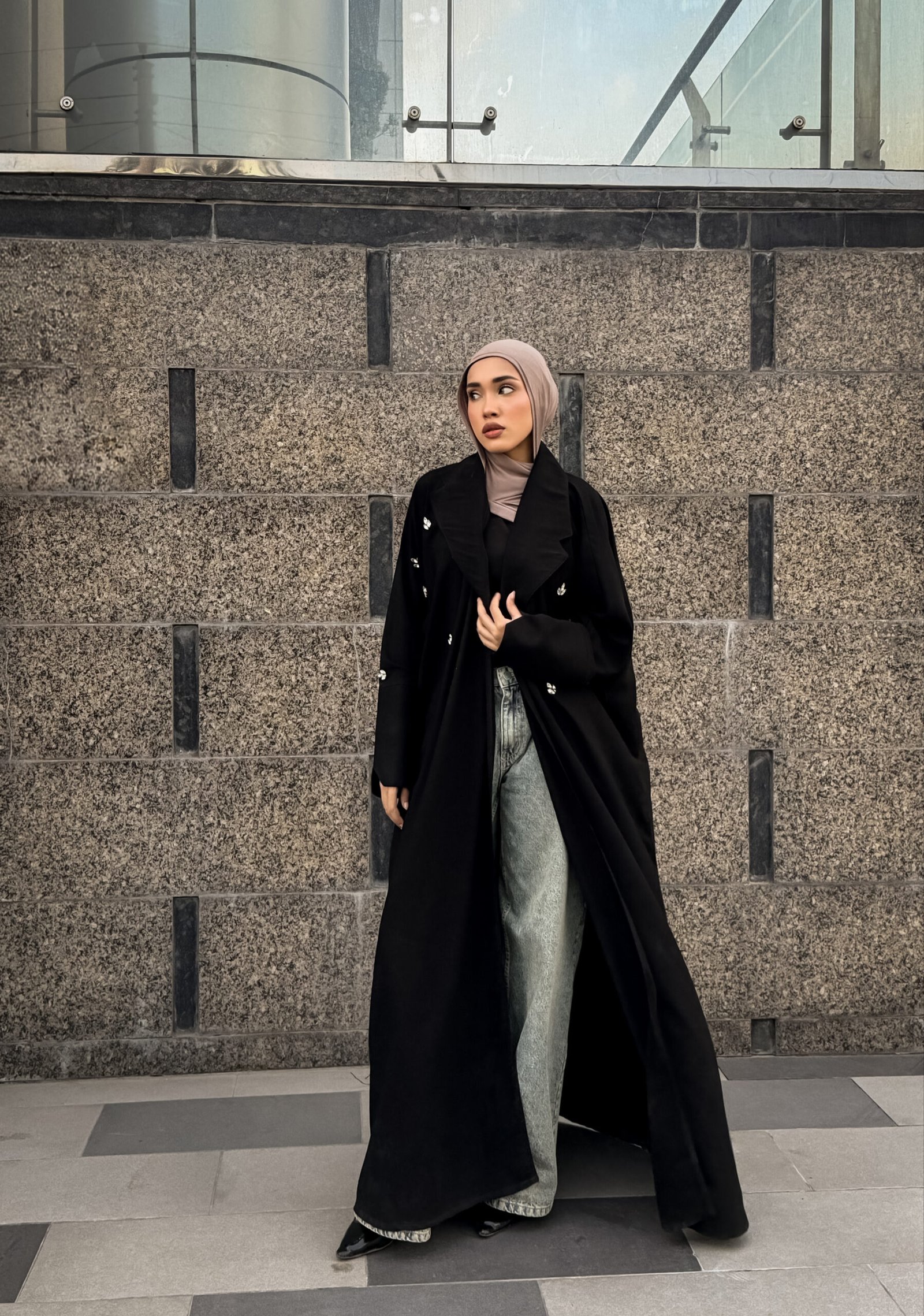 Black Formal Coat Abaya Complete Set - Image 2
