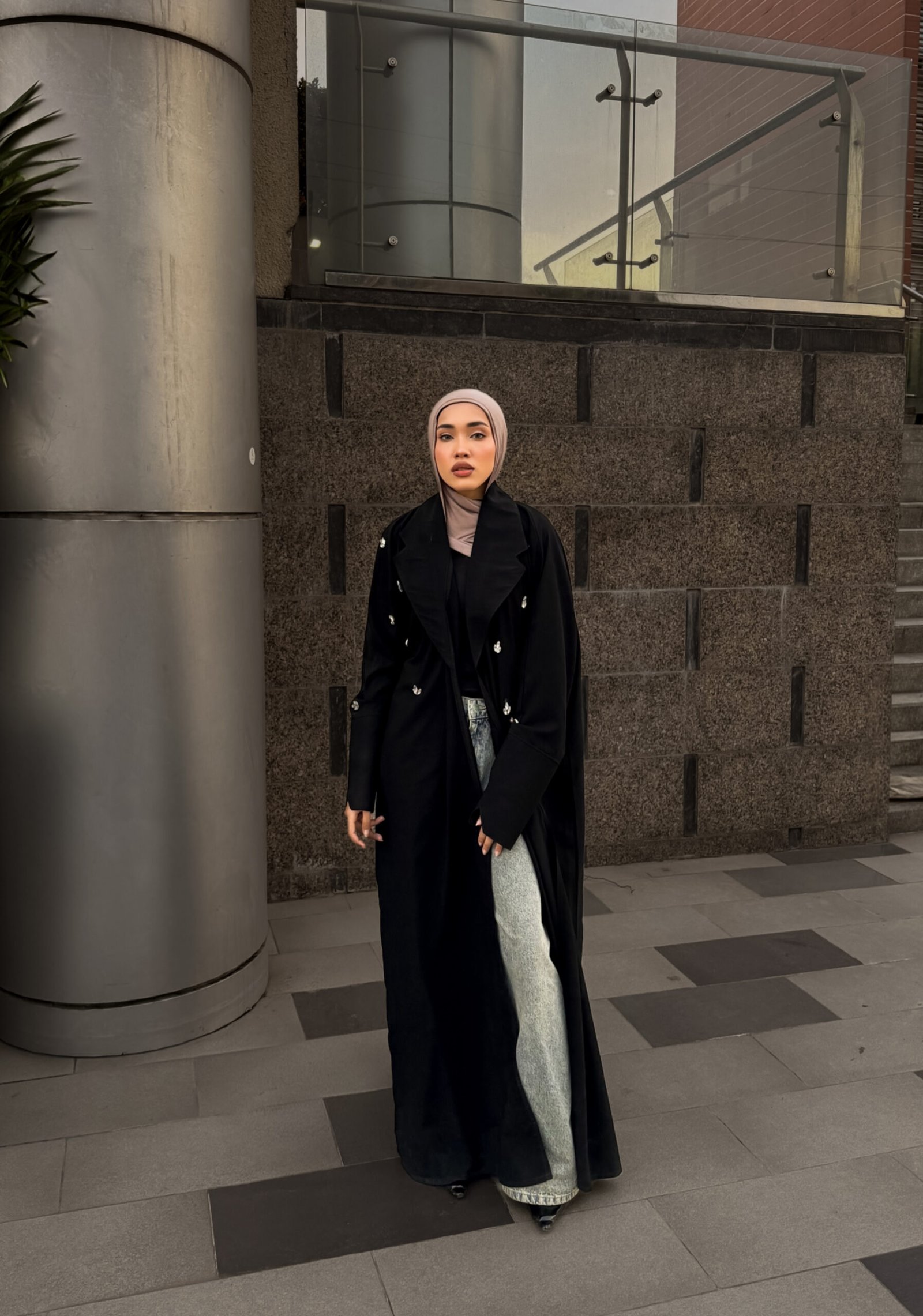 Black Formal Coat Abaya Complete Set - Image 3
